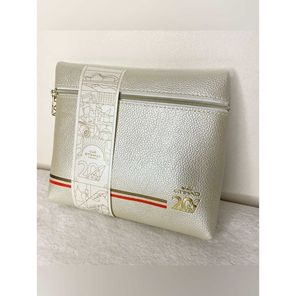 Etihad 20th Anniversary Amenity Kit Toiletry Bag ESPA Business Class Gold Ivory